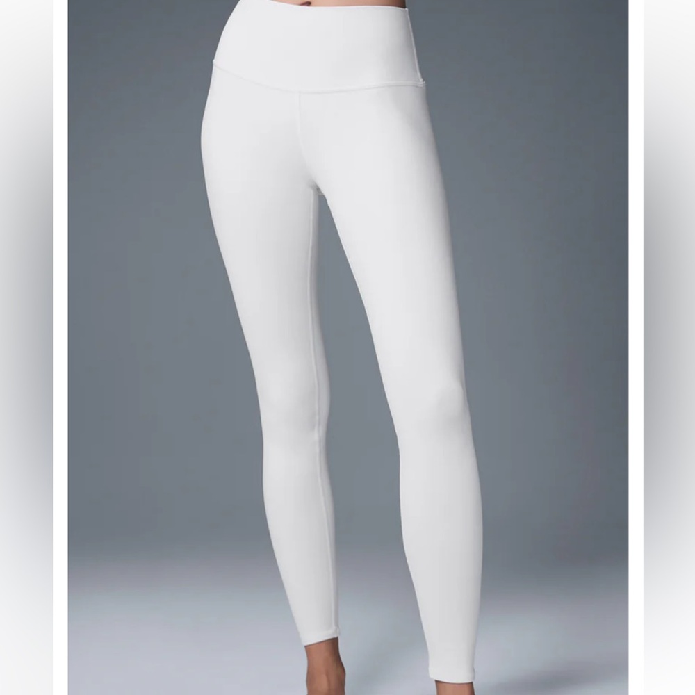 ALO Yoga Airbrush White Leggings